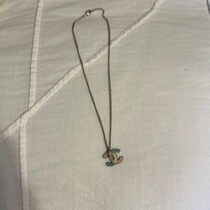 100% authentic chanel necklace